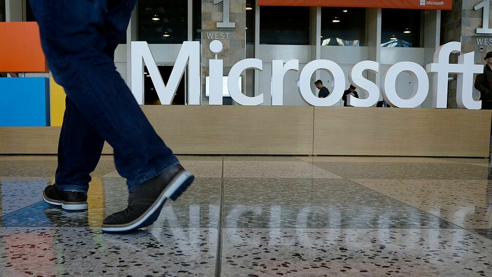 Microsoft väntas komma med storvarsel veckan före delårsrapport. Arkivbild. Foto: Jeff Chiu/AP/TT