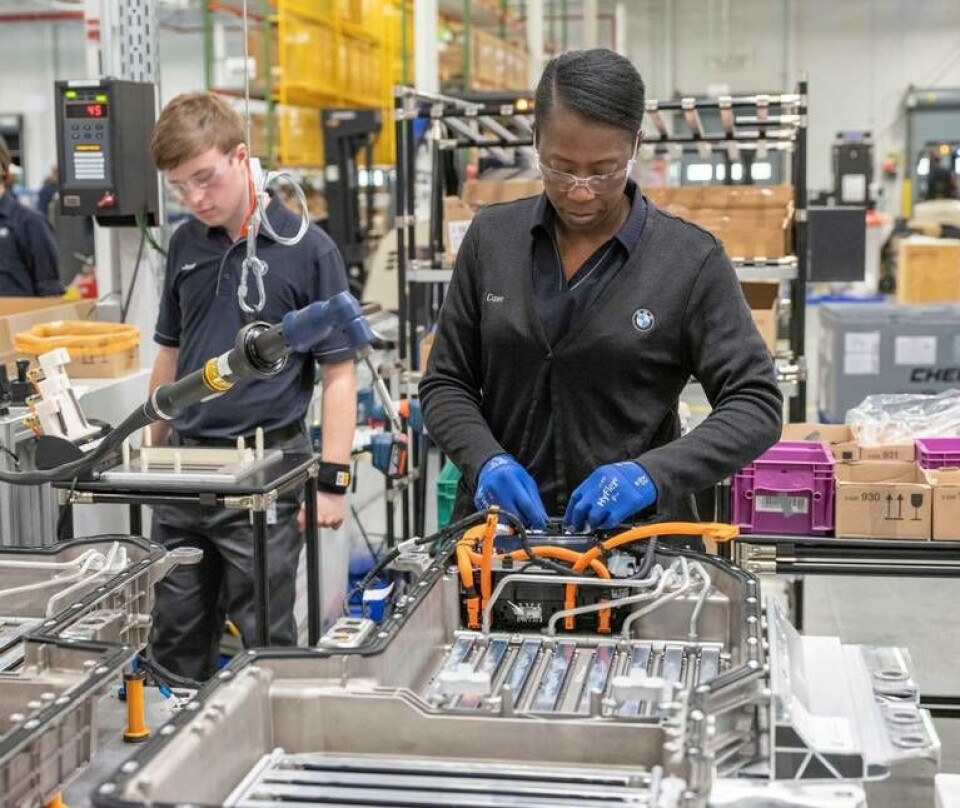 Till 2030 siktar BMW Group på att minst hälften av den globala försäljningen ska vara renodlade elbilar. Foto: BMW Till 2030 siktar BMW Group på att minst hälften av den globala försäljningen ska vara renodlade elbilar. Foto: BMW