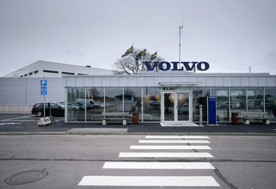 Volvo-fabrikerna på Hisingen i Göteborg bygger just nu varken personbilar eller lastbilar. I stället startas tillverkning av skyddsvisir. Arkivbild. Foto: Björn Larsson Rosvall/TT Volvo-fabrikerna på Hisingen i Göteborg bygger just nu varken personbilar eller lastbilar. I stället startas tillverkning av skyddsvisir. Arkivbild. Foto: Björn Larsson Rosvall/TT