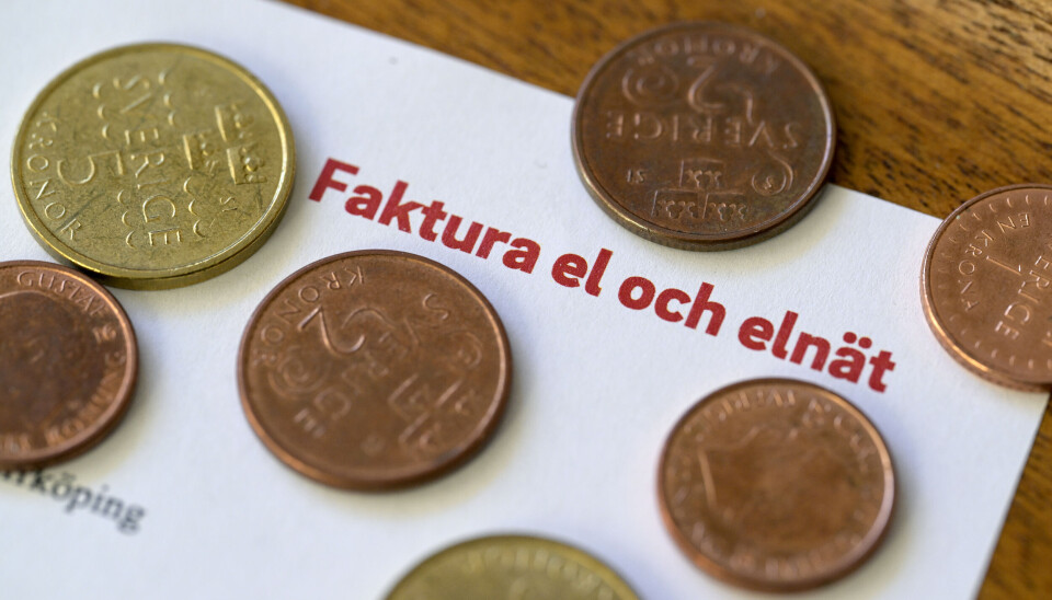 Blåsigt väder pressar elräkningen. Arkivbild. Blåsigt väder pressar elräkningen. Arkivbild.
