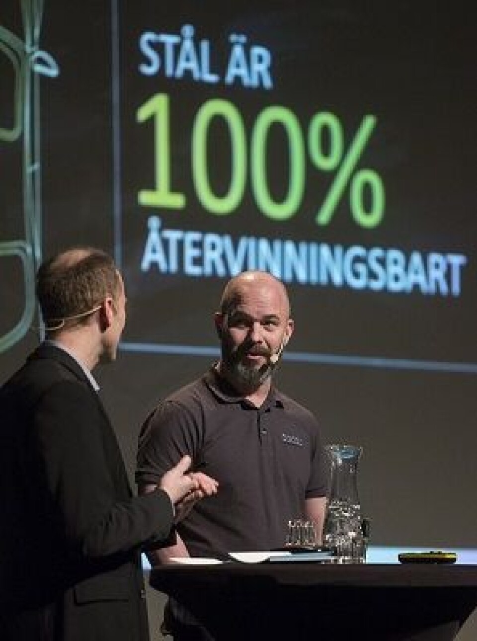 ”Det är hög tid för elbilsleverantörerna att se över sina materialval, vilken tillverkningsmetod de har och hur de kan minska sina klimatavtryck,” säger Jonas Adolfsson. ”Det är hög tid för elbilsleverantörerna att se över sina materialval, vilken tillverkningsmetod de har och hur de kan minska sina klimatavtryck,” säger Jonas Adolfsson.