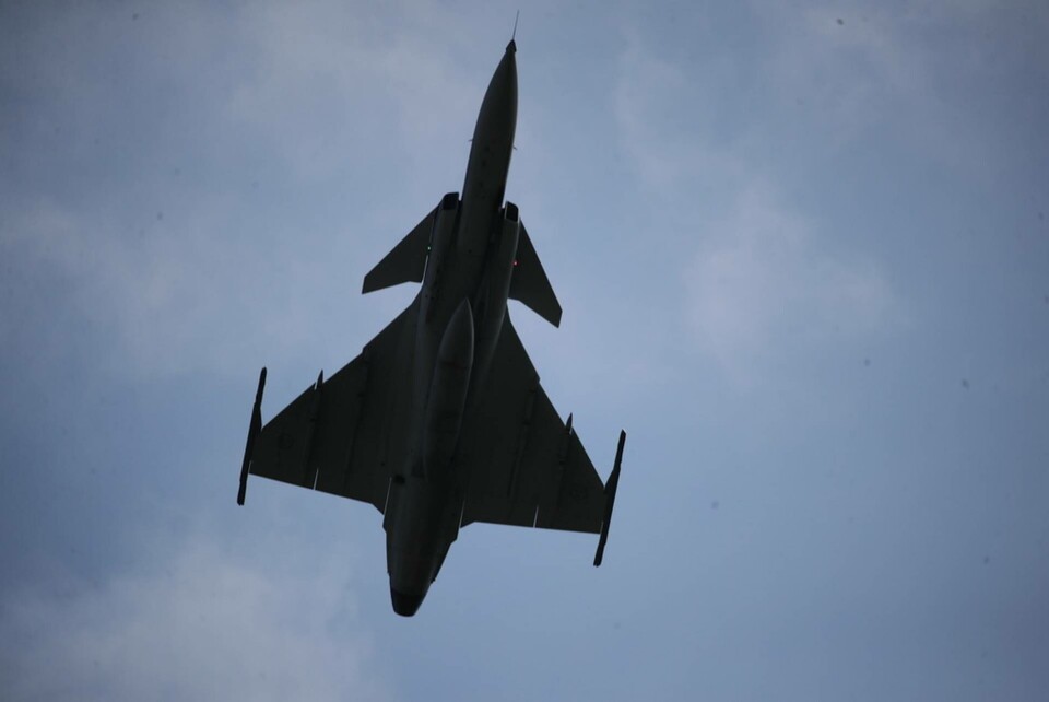 Tufft besked för Saab – Finland nobbar Gripen