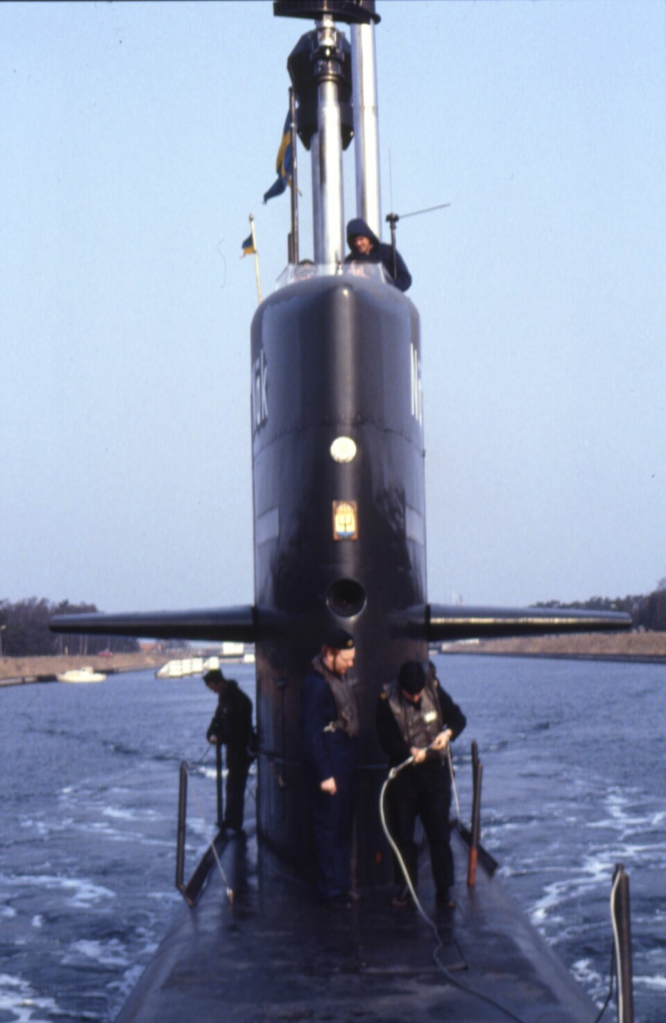 HMS Näcken halvtidsmodifierades 1988 och försågs då med två stirlingmotorer. Det var den första svenska ubåt som försågs med Air Independent Propulsion, vilket gjorde den mycket mer tystgående än konventionella ubåtar.