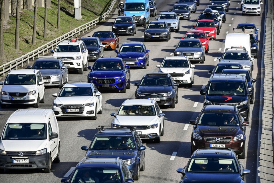 Utredningens förslag: Inga fossila drivmedel efter 2040