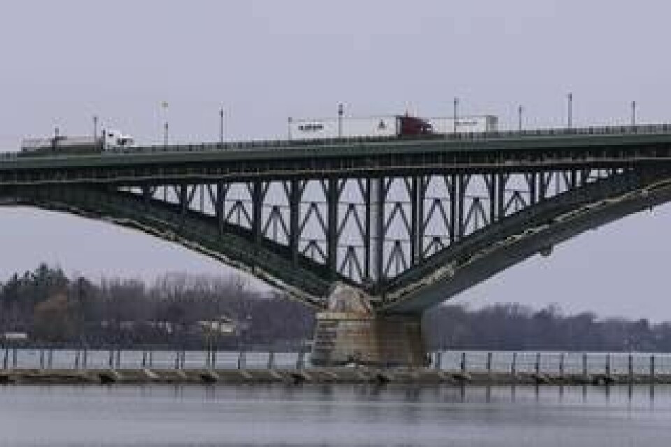 Peace Bridge, Fredsbron, i Buffalo i New York. Foto: Jeffrey T. Barnes/AP/TT