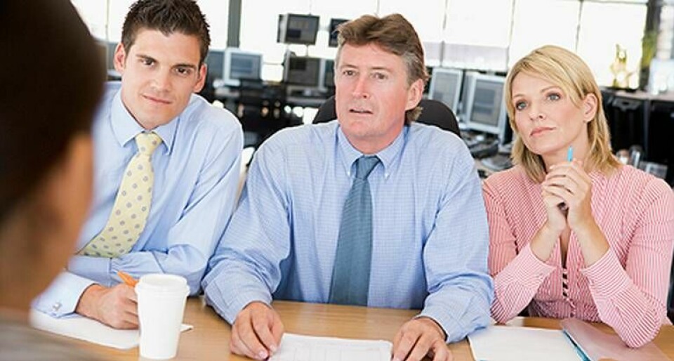 När chefer försöker locka arbetssökande med en bra arbetsmiljö och sunda företagsvärderingar prioriterar de nya medarbetarna andra saker. Foto: Colourbox
