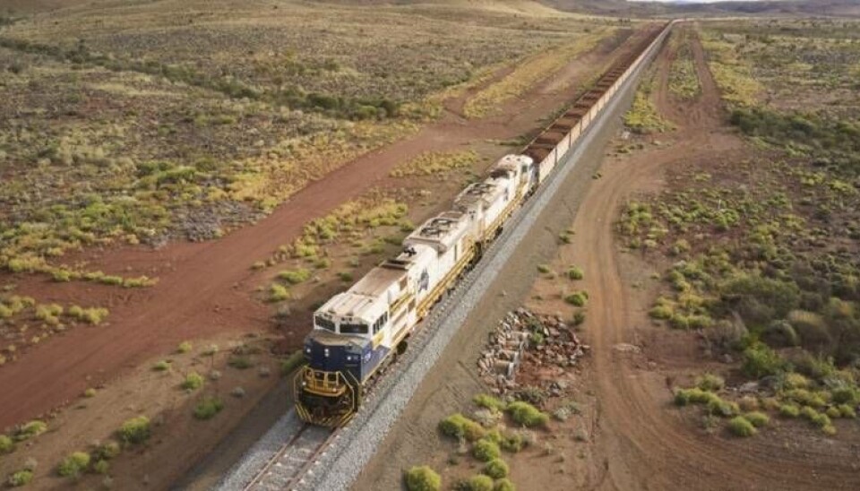 Fortescues 2,8 kilometer långa malmtåg förbrukar tillsammans 82 miljoner liter diesel om året. Foto: Fortescue Metals Group Fortescues 2,8 kilometer långa malmtåg förbrukar tillsammans 82 miljoner liter diesel om året. Foto: Fortescue Metals Group