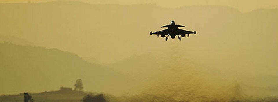 Lär av Libyen när nya Gripen byggs