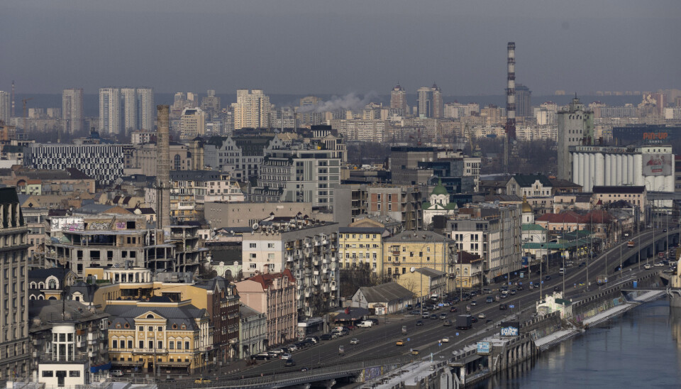 Ur fågelperspektiv ser Kiev relativt oberört ut. Och Ukraina satsar hårt på att samhällstjänster ska fungera trots ständiga robot- och drönarattacker. Bild från den 10 februari i år. Ur fågelperspektiv ser Kiev relativt oberört ut. Och Ukraina satsar hårt på att samhällstjänster ska fungera trots ständiga robot- och drönarattacker. Bild från den 10 februari i år.