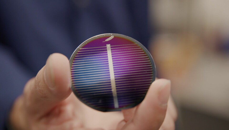 Blue Origin har tillverkat solceller av fejkat måndamm.