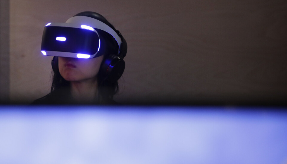 Att låta barn använda VR-glasögon och uppleva en låtsasvärld kan få dem att känna mindre smärta enligt en studie. Arkivbild. Att låta barn använda VR-glasögon och uppleva en låtsasvärld kan få dem att känna mindre smärta enligt en studie. Arkivbild.