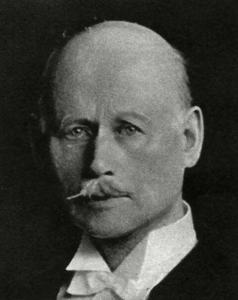 Frank Hornby (1863–1936). Frank Hornby (1863–1936).