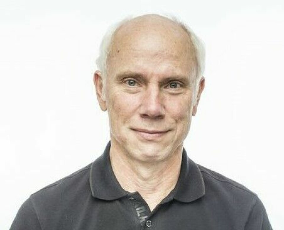 Peter Fritzson, professor emeritus i datavetenskap och simulering av komplexa system, Linköpings universitet, civilingenjör i teknisk fysik.