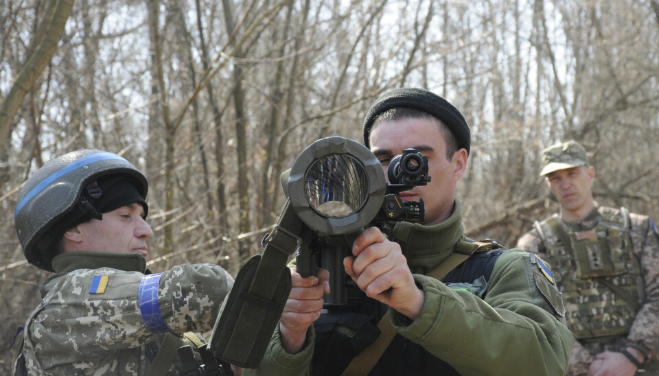 Vapensystemet Carl-Gustaf M4 används bland annat av ukrainska styrkor i skogsmiljö