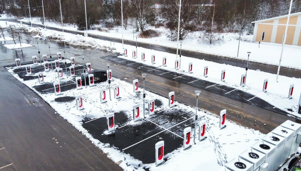 Tesla öppnar mega-station – blir Sveriges största