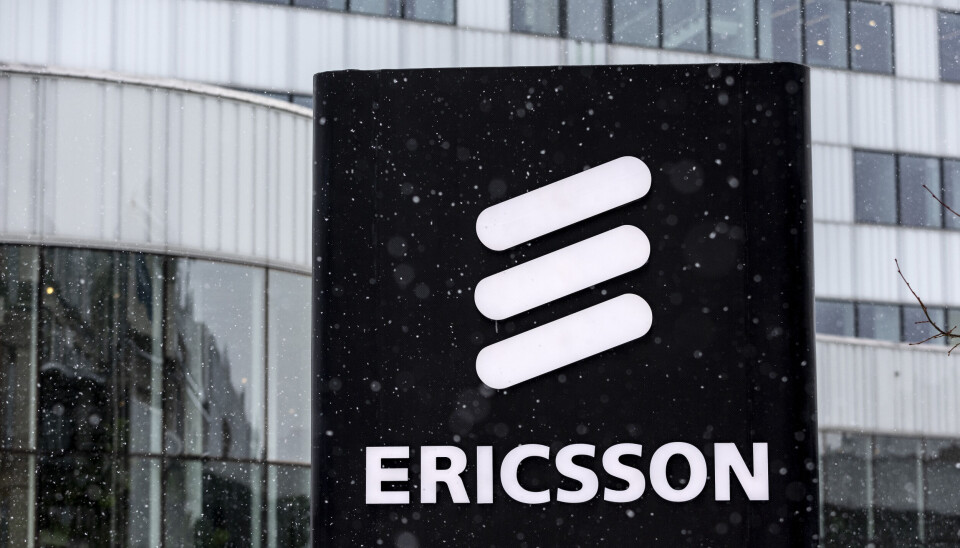 Ericsson har tecknat ett avtal med den kanadensiska regeringen. Arkivbild. Svart skylt som det står Ericsson på.