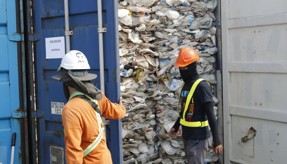 Vincent Thian/AP/TT
Insamlade plastsopor i en container i Klang, Malaysia. Arkivbild. Vincent Thian/AP/TT
Insamlade plastsopor i en container i Klang, Malaysia. Arkivbild.