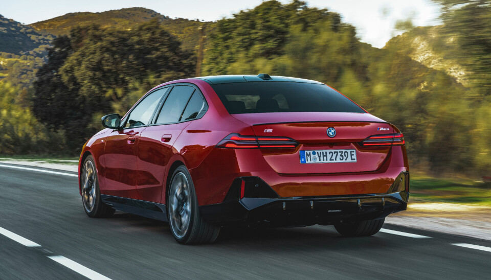 Officiell: Nu har BMW lanserat I5 – får 600 hästkrafter och upp till 582 km