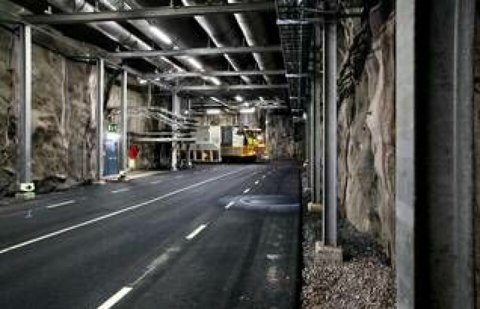 Olika ramp- och transportfordon utvecklas, som ska kunna transportera 25 ton tunga kapslar nedför tunnlar med tio procents lutning. Troligen blir de autonoma och eldrivna. Foto: Curt-Robert Lindqvist/SKB
