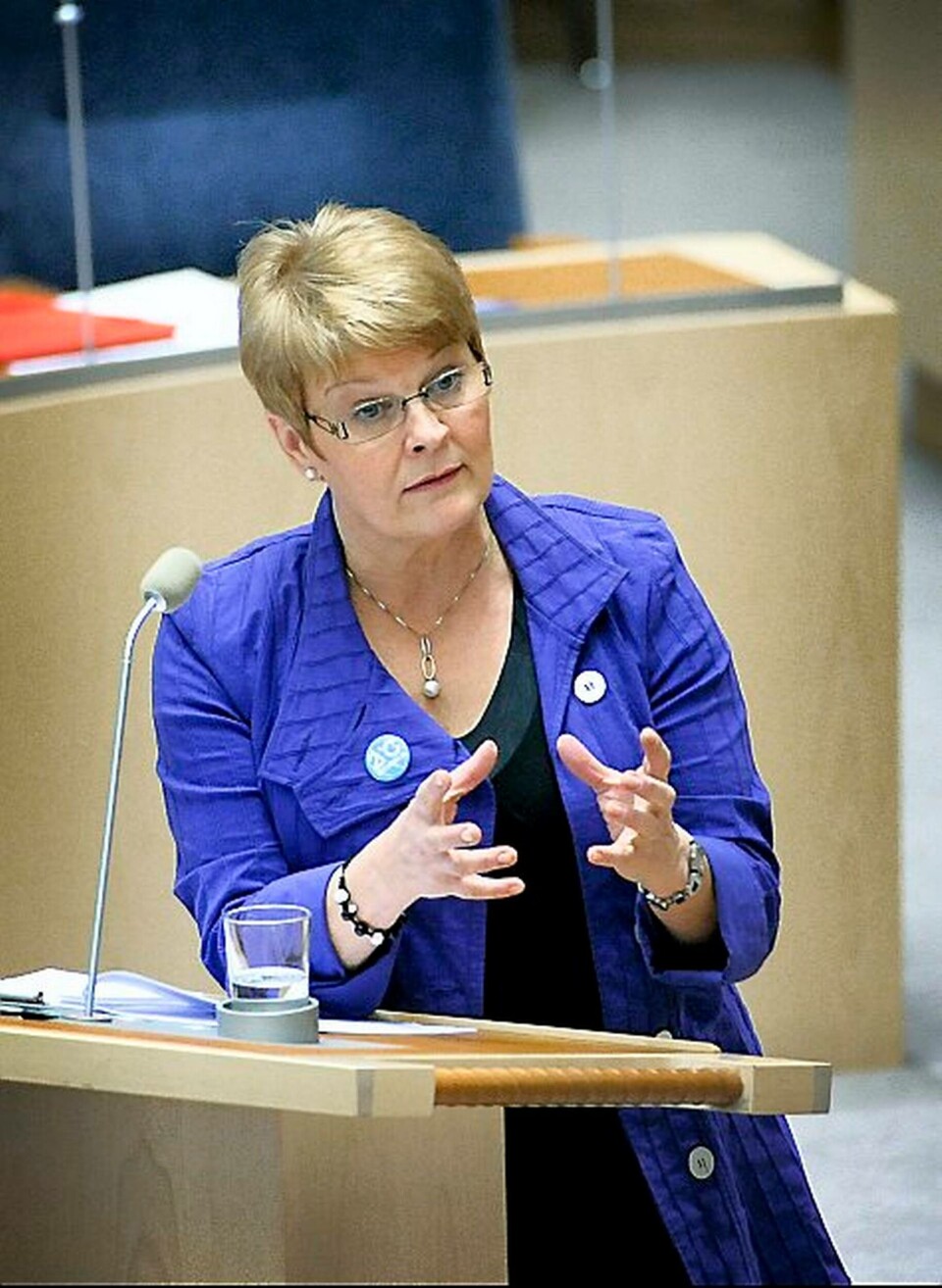 Näringsminister Maud Olofsson fick försvara regeringen mot oppositionen om Vattenfall vid intepellationsdebatten i riksdagen på måndagen. Klicka för större bild. Foto: Anders Wiklund/Scanpix Näringsminister Maud Olofsson fick försvara regeringen mot oppositionen om Vattenfall vid intepellationsdebatten i riksdagen på måndagen. Klicka för större bild. Foto: Anders Wiklund/Scanpix