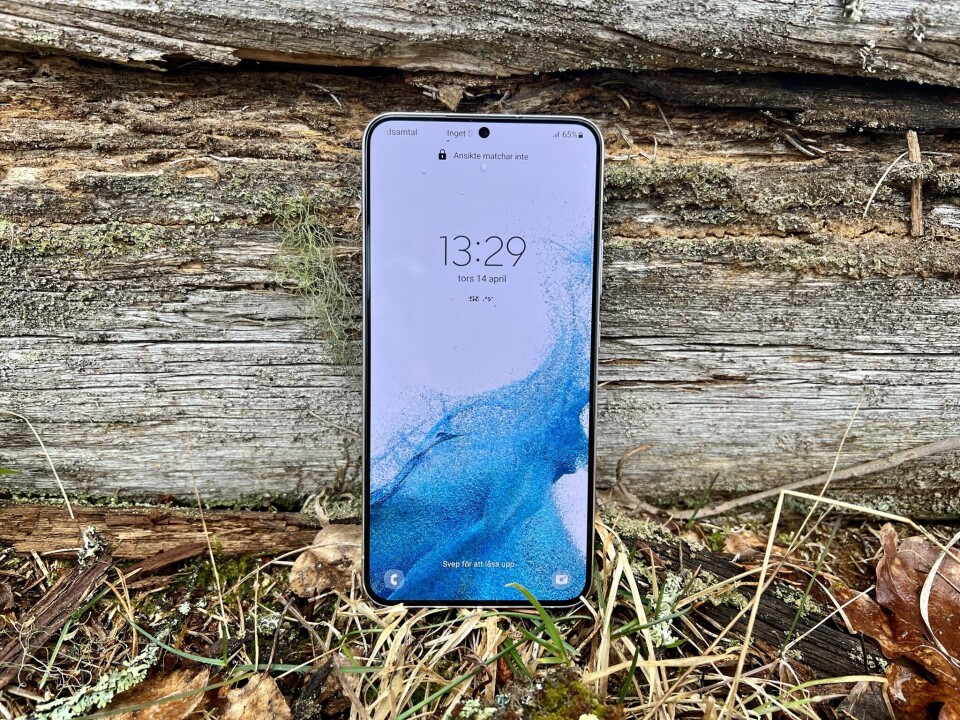 Galaxy S22 Plus må vara Samsungs mellanmodell i toppskiktet, men den levererar i toppklass. Foto: Kalle Wiklund Galaxy S22 Plus må vara Samsungs mellanmodell i toppskiktet, men den levererar i toppklass. Foto: Kalle Wiklund