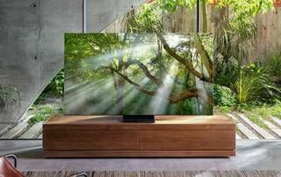 Trivs bäst på låg tv-möbel – eller på väggen. Foto: Samsung