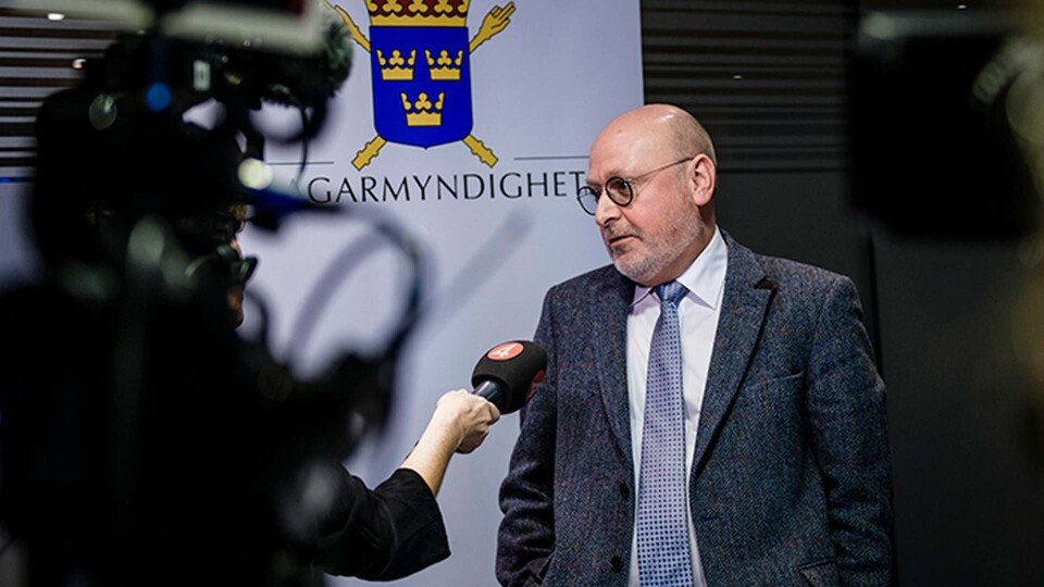 Överåklagaren Mikael Björk håller presskonferens om Macchiariniaffären på Clarion Sign hotel i Stockholm. Brottsutredningen mot kirurgen Paolo Macchiarini om bland annat vållande till annans död återupptas. Foto: Marc Femenia / TT Överåklagaren Mikael Björk håller presskonferens om Macchiariniaffären på Clarion Sign hotel i Stockholm. Brottsutredningen mot kirurgen Paolo Macchiarini om bland annat vållande till annans död återupptas. Foto: Marc Femenia / TT