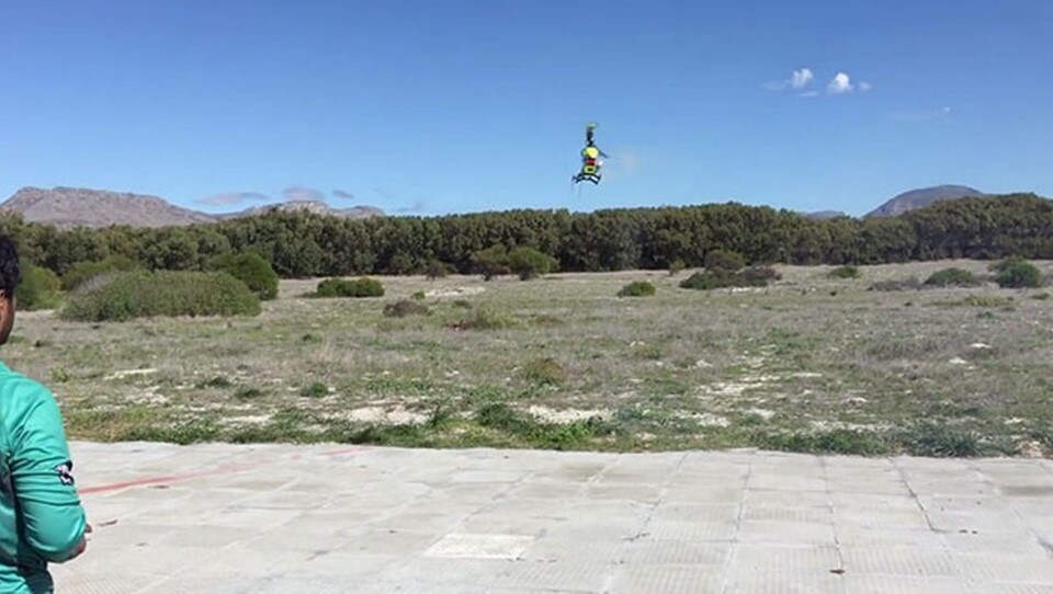 Tareq Alsaadi gjorde sin flyguppvisning vid en tävling i Sydafrika. Foto: Sachin Nathoo Tareq Alsaadi gjorde sin flyguppvisning vid en tävling i Sydafrika. Foto: Sachin Nathoo