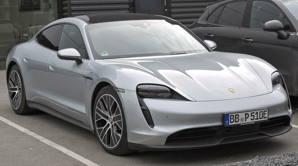 Porsche utlovar att varje station ska ha mellan 6-12 laddpunkter, på minst 350 kW eller mer. Foto: Alexander Migl Porsche utlovar att varje station ska ha mellan 6-12 laddpunkter, på minst 350 kW eller mer. Foto: Alexander Migl