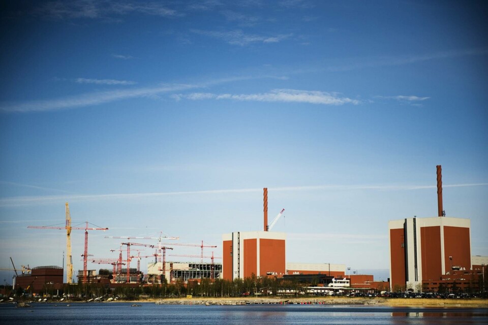 Det finländska kärnkraftverket Olkiluoto vid bygget av reaktor 3 år 2008. Nu har reaktorn startat. Foto: Robert Henriksson/SvD/TT Det finländska kärnkraftverket Olkiluoto vid bygget av reaktor 3 år 2008. Nu har reaktorn startat. Foto: Robert Henriksson/SvD/TT
