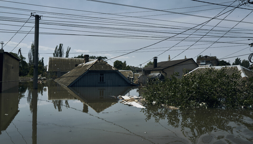 Hus under vatten efter översvämning