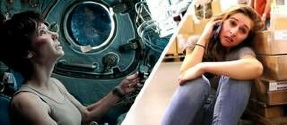 I Gravity är det skådespelaren Sandra Bullock som blir övergiven i rymden. Hennes kollega i parodin irrar bort sig på Ikea. Foto: Warner Bros./Daniel Hubbard