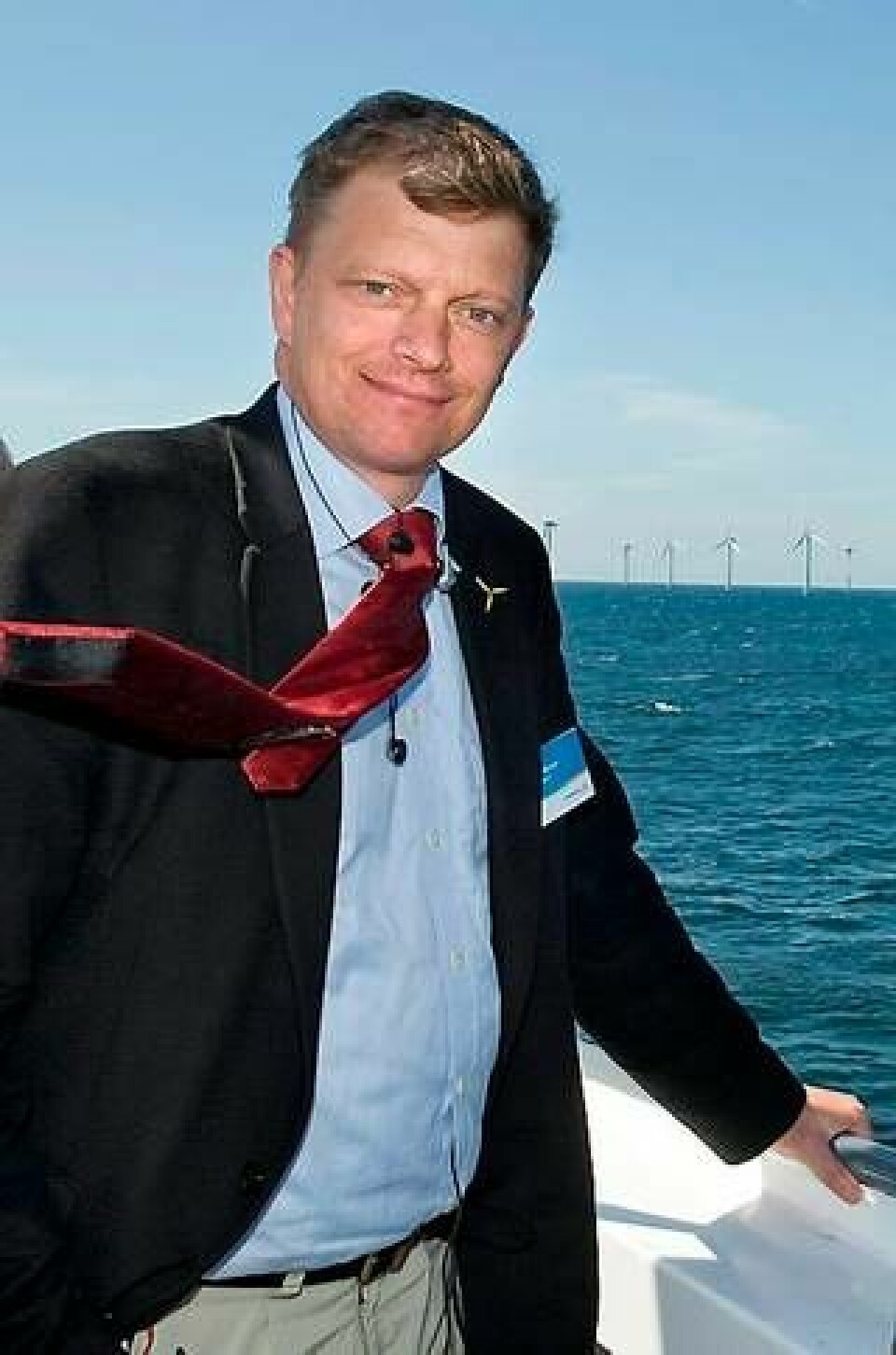 Tomas Kåberger, generaldirektör för Energimyndigheten, var en av de prominenta gästerna vid invigningen av Vattenfalls stora vindkraftpark Lillgrund i Öresund i juni 2008. Klicka för större bild. Foto: Drago Prvulovic / SCANPIX /