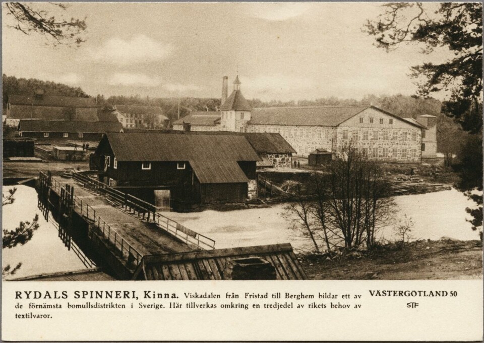 Rydals bomullsspinneri öppnades 1853 och fick, tack vare vattenkraften, Sveriges första elektriska inomhusbelysning 30 år senare. Fabriken var i drift ända till 2004 och är i dag museum. Foto: JÄRNVÄGSMUSEET Rydals bomullsspinneri öppnades 1853 och fick, tack vare vattenkraften, Sveriges första elektriska inomhusbelysning 30 år senare. Fabriken var i drift ända till 2004 och är i dag museum. Foto: JÄRNVÄGSMUSEET