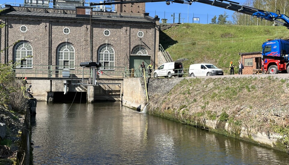Seapatterns vertikalturbin installeras vid Svartåfors vattenkraftstation