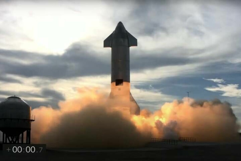 SpaceX lyckades landa testraketen SN-10. Foto: SPACEX/Shutterstock
