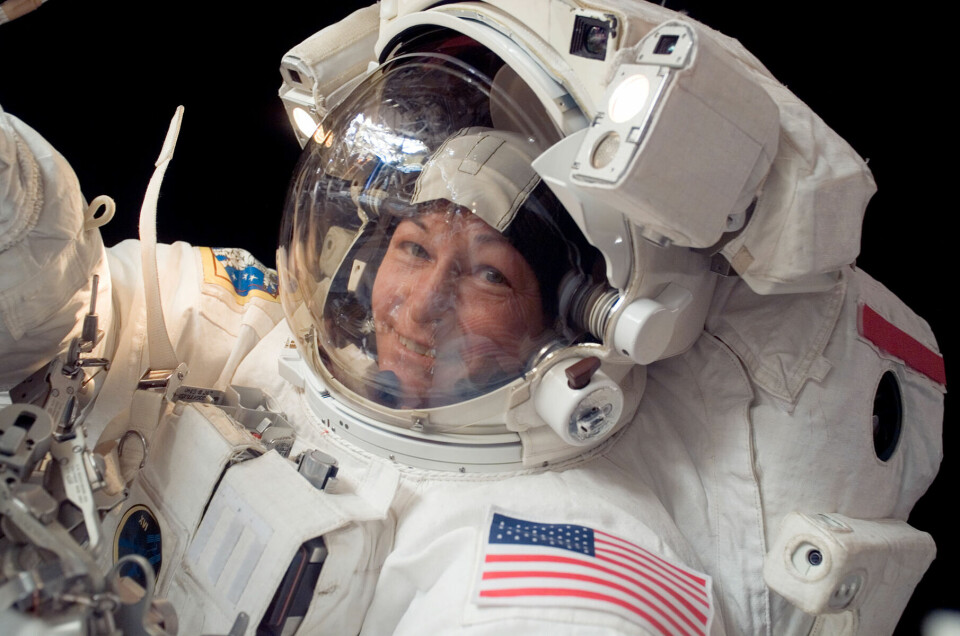 Astronauten Peggy A Whitson blev den första kvinnliga befälhavaren på ISS när hon anlände med Sojuz TMA-11 den 10 oktober 2007. Hon är biokemist och har till dags dato rekordet för kvinnliga astronauter med sina 666 dagar i rymden.