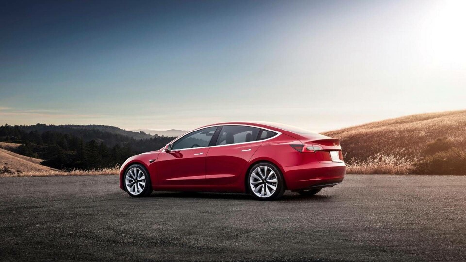 Tesla Model 3 Foto: Tesla Tesla Model 3 Foto: Tesla