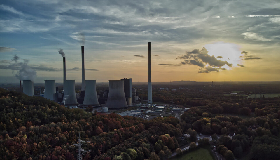 Världen är i början på slutet av den fossila eran, enligt energiorganet IEA. Arkivbild på ett kolkraftverk i Gelsenkirchen, Tyskland.