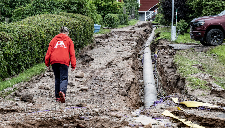 Bortspolad uppfart i Gärdebyn i Rättvik efter stormen Hans. Arkivbild. Bortspolad uppfart i Gärdebyn i Rättvik efter stormen Hans. Arkivbild.