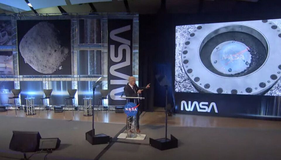 Nasa-chefen Bill Nelson under Nasas presskonferens. En man på en presskonferens.