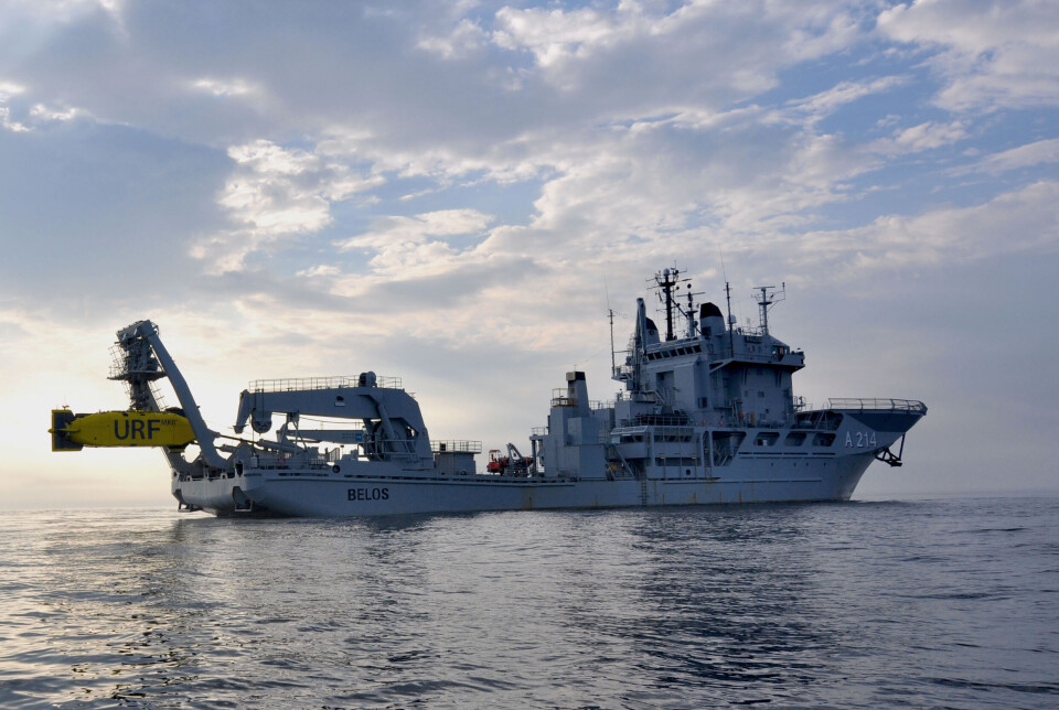 Försvarsmaktens fartyg HMS Belos har undersökt botten vid den skadade kabeln mellan Sverige och Estland. Försvarsmaktens fartyg HMS Belos har undersökt botten vid den skadade kabeln mellan Sverige och Estland.