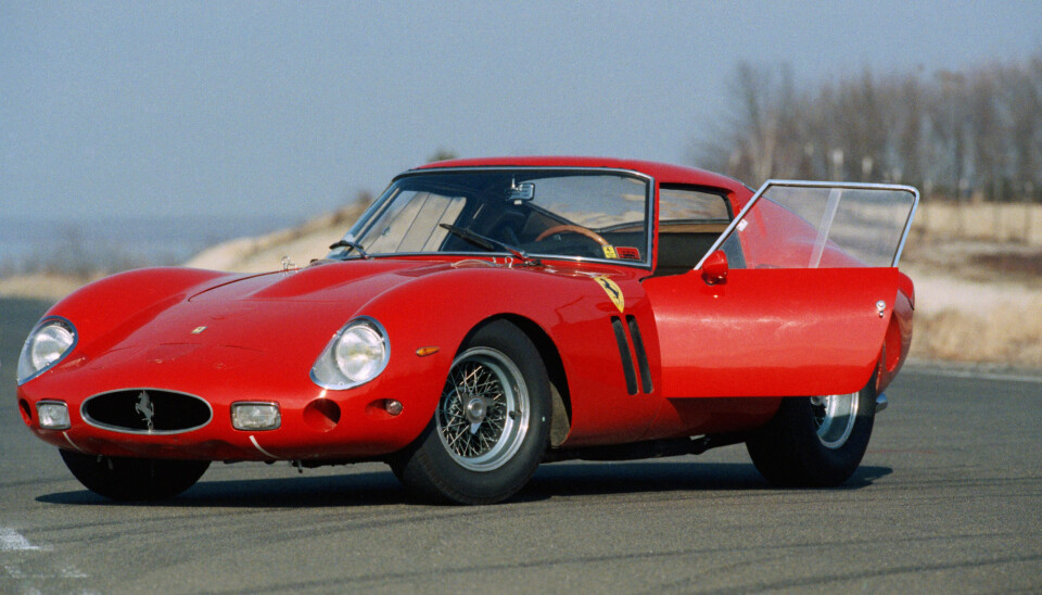 En klassisk Ferrari från 1962 av typen 250 Gran Turismo har sålts på auktion för motsvarande 560 miljoner svenska kronor. Det var mindre än väntat. Arkivbild. En klassisk Ferrari från 1962 av typen 250 Gran Turismo har sålts på auktion för motsvarande 560 miljoner svenska kronor. Det var mindre än väntat. Arkivbild.