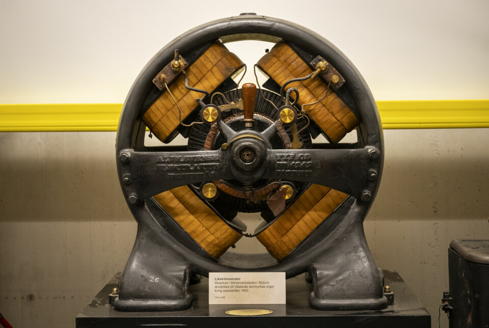 En likströmsmotor som tillverkades i Mimerverkstaden kring sekelskiftet 1900 och användes i Västerås domkyrka för att blåsa luft till orgeln.