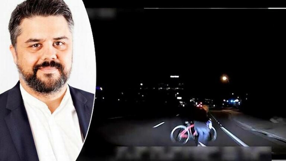 Polisens film visar vyn föraren av den autonoma Volvobilen i USA såg sekunderna innan dödskraschen i Arizona tidigare i år. Till vänster: Ny Tekniks reporter Peter Ottsjö. Foto: Tempe Police Department via AP / TT Polisens film visar vyn föraren av den autonoma Volvobilen i USA såg sekunderna innan dödskraschen i Arizona tidigare i år. Till vänster: Ny Tekniks reporter Peter Ottsjö. Foto: Tempe Police Department via AP / TT