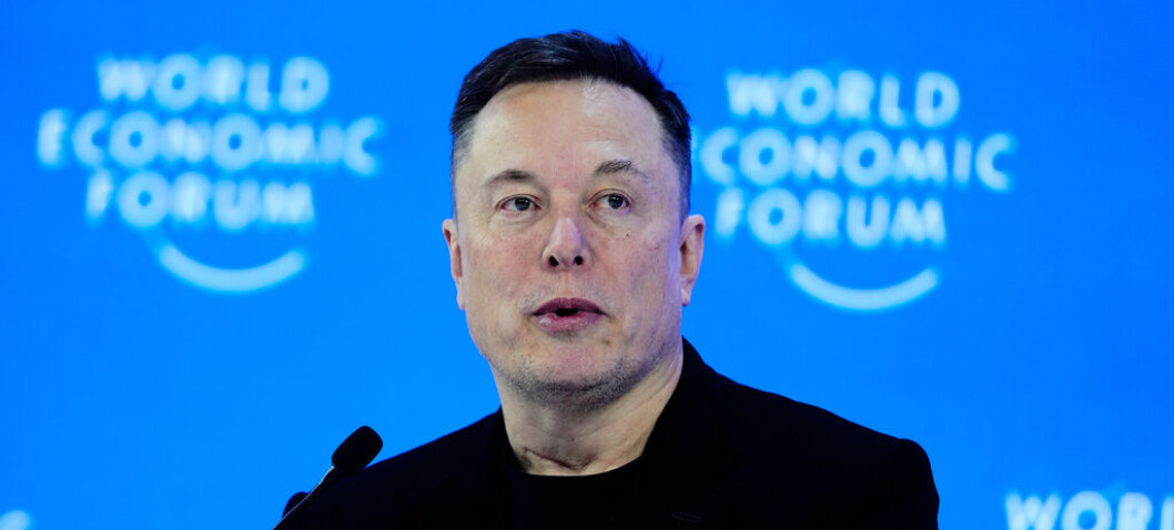 Elon Musk backar från Apple-striden – fortsätter mot Open AI