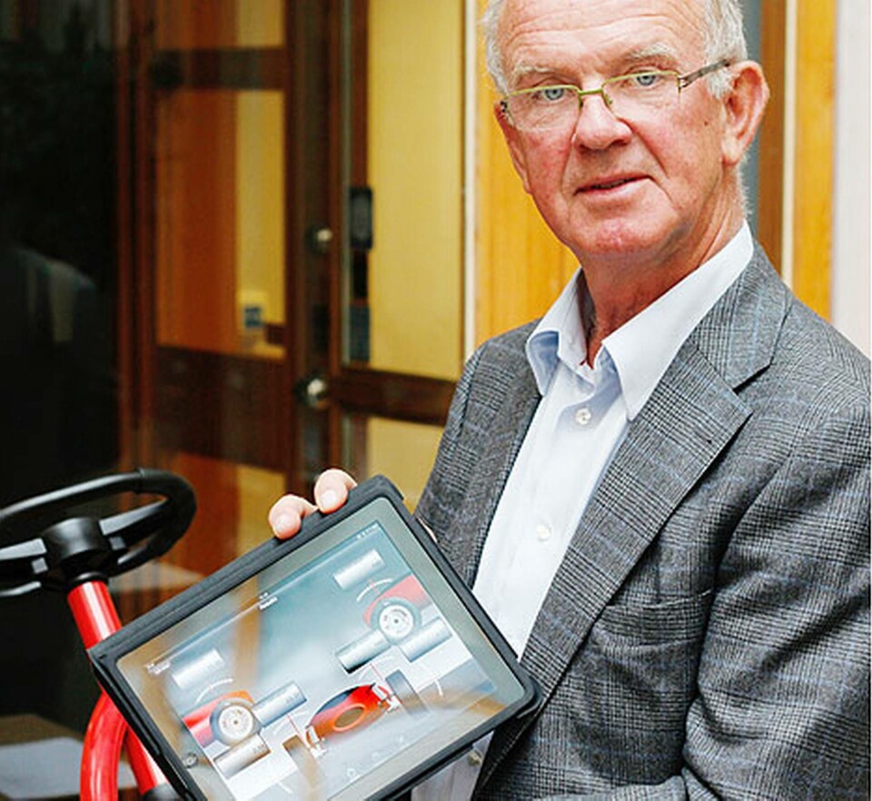 Nils Andersson är nominerad till Embeddetpriset, se sidan 25, med ett mätsystem för hjulvinklar på Apples produkter. Foto: Swedish Embedded Award Nils Andersson är nominerad till Embeddetpriset, se sidan 25, med ett mätsystem för hjulvinklar på Apples produkter. Foto: Swedish Embedded Award