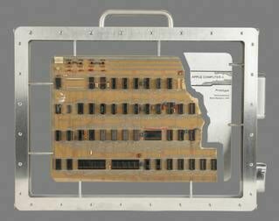 En autentisk prototyp till en Apple 1-dator från 1970-talet. Foto: RR Auction/AP/TT