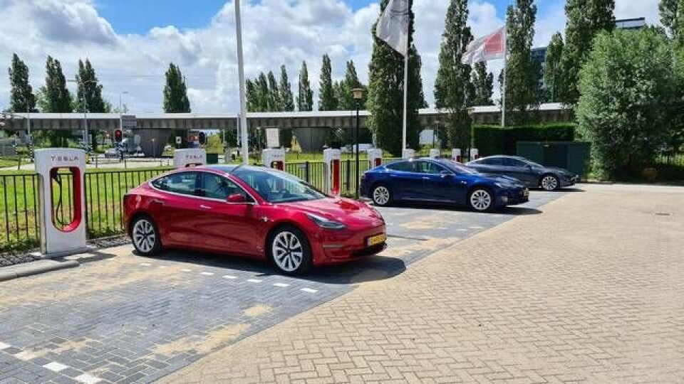 Totalt har Tesla nu 18 000 snabbladdare i sin laddinfrastruktur. Foto: Tesla Totalt har Tesla nu 18 000 snabbladdare i sin laddinfrastruktur. Foto: Tesla
