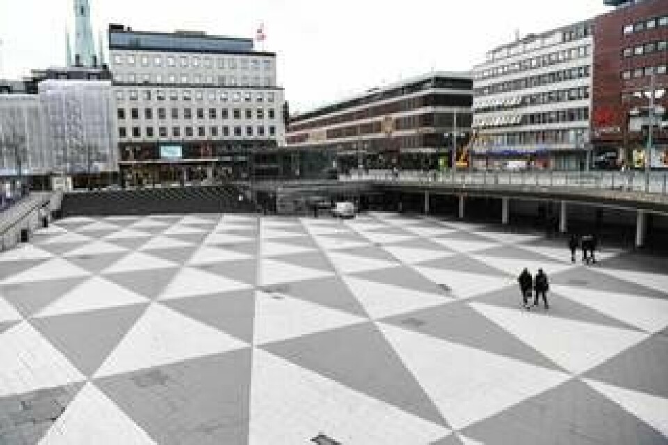 Det är ovanligt tomt på gator och torg i Stockholm. Foto: Fredrik Sandberg/TT